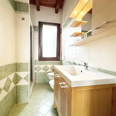Pgs Immobiliare Srls Bellavista Mare Attico Con Balcone Vista Mare E Parcheggio Privato La Maddalena