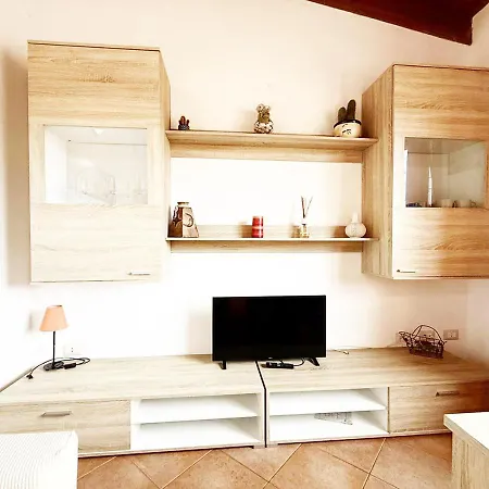 Pgs Immobiliare Srls Bellavista Mare Attico Con Balcone Vista Mare E Parcheggio Privato La Maddalena * La Maddalena (Sassari)