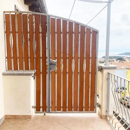 Apartment Pgs Immobiliare Srls Bellavista Mare Attico Con Balcone Vista Mare E Parcheggio Privato La Maddalena La Maddalena (Sassari)