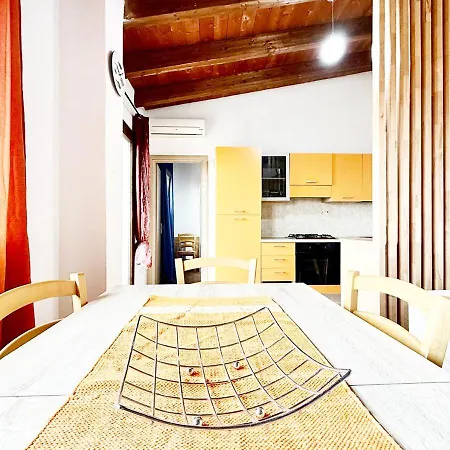 Pgs Immobiliare Srls Bellavista Mare Attico Con Balcone Vista Mare E Parcheggio Privato La Maddalena Apartment